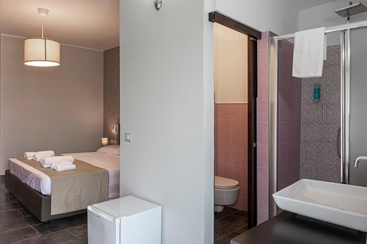 B&B Bellavista Margherita Di Savoia Bagian luar foto