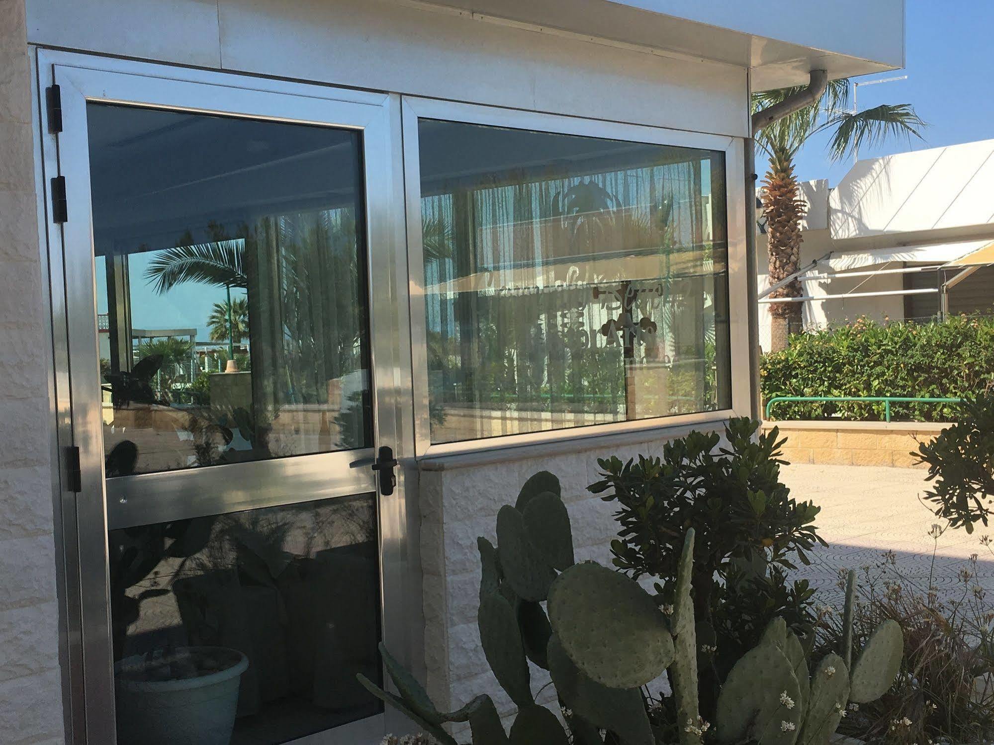 B&B Bellavista Margherita Di Savoia Bagian luar foto